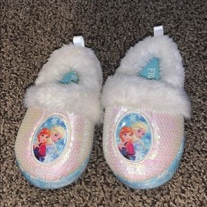 Girls slippers